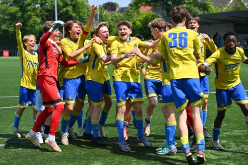 190524 / Izegem / jeugdcupfinales / IPU15 / RFCMU IZEGEM - KFC MERELBEKE