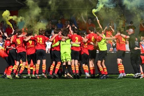 190524 / Izegem / jeugdcupfinales / PU17 KSVK MALDEGEM -ROTSELAAR SPOPRTIEF